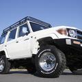 Offroader + TOYOTA Land Cruiser 70